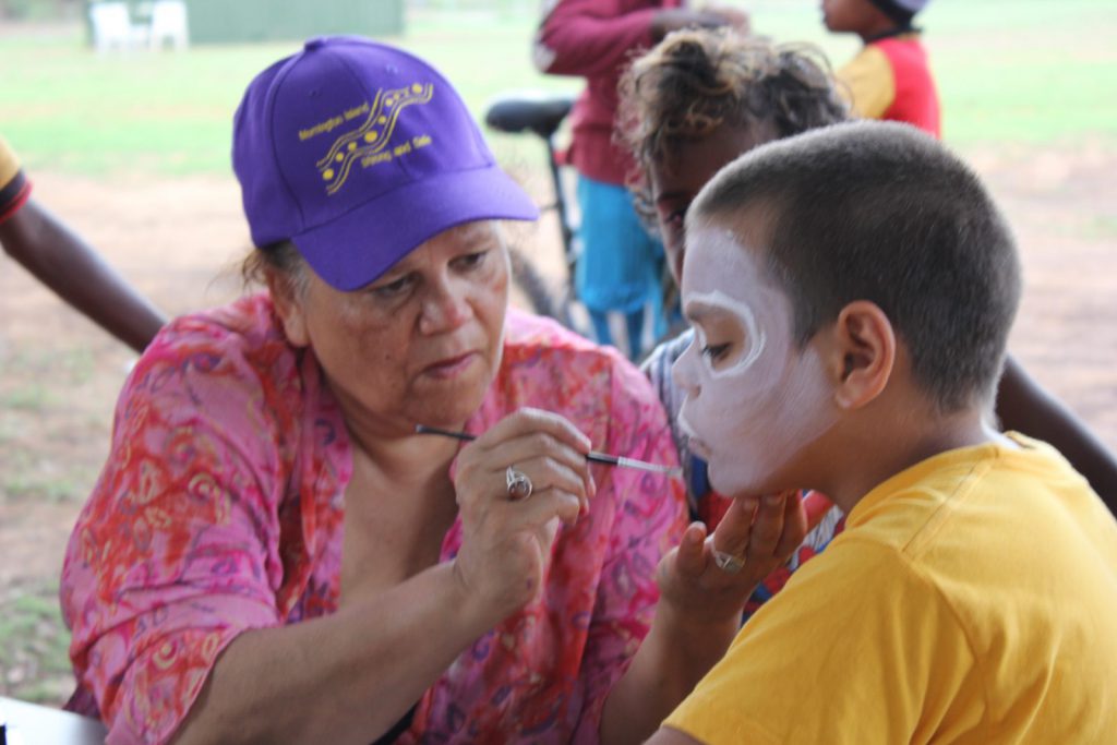 Aboriginal Elder, Aunty Munya Andrews, Face Painting